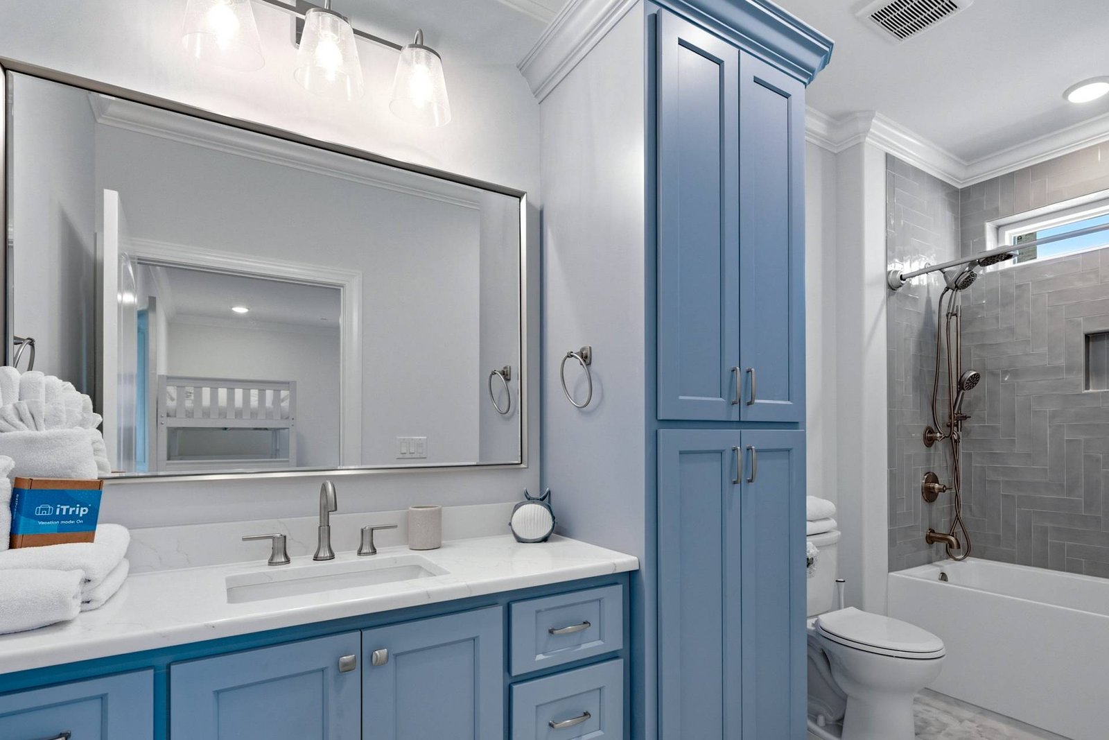 The Sandcastle Bathroom at Carolina Seas